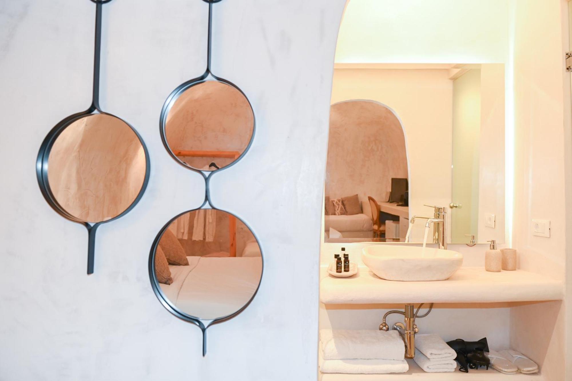 White Curves Santorini Bed & Breakfast Akrotiri  Ngoại thất bức ảnh
