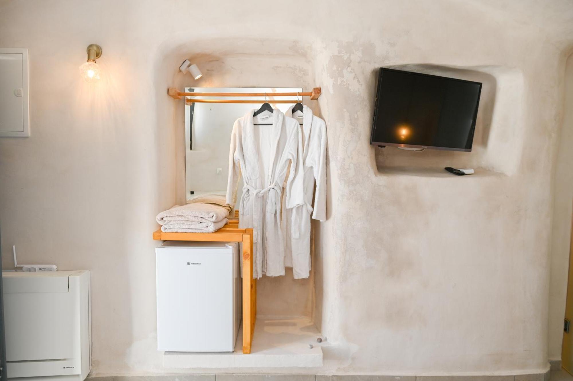 White Curves Santorini Bed & Breakfast Akrotiri  Ngoại thất bức ảnh